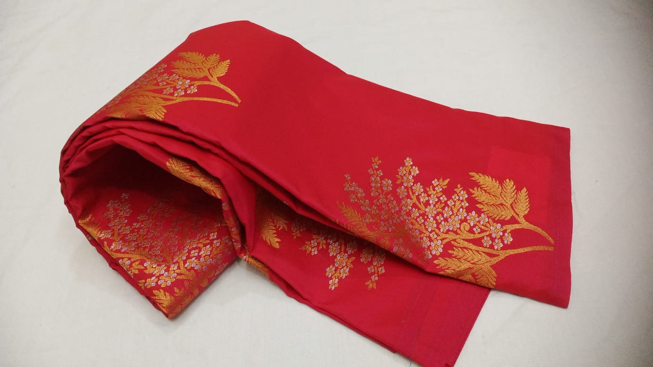 Magenta red Borderless soft silk saree