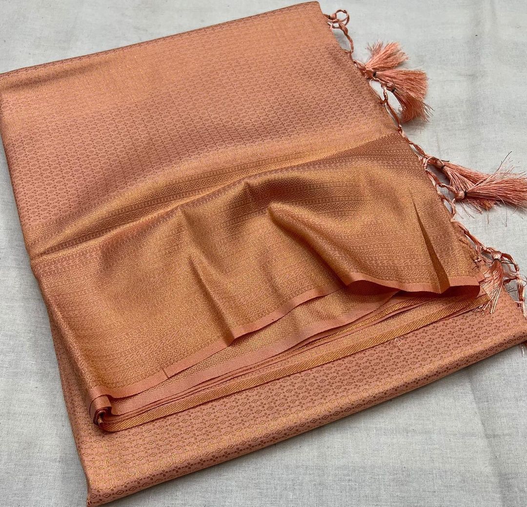 Kubera soft silk saree in Rose Gold